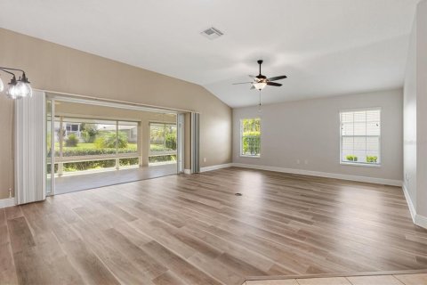 Casa en venta en The Villages, Florida, 3 dormitorios, 176.05 m2 № 1866462 - foto 17