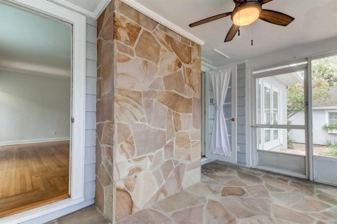 Casa en venta en Saint Petersburg, Florida, 3 dormitorios, 205.5 m2 № 1810126 - foto 10