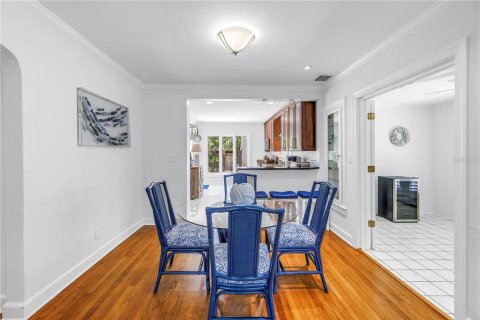Casa en venta en Saint Petersburg, Florida, 3 dormitorios, 205.5 m2 № 1810126 - foto 13