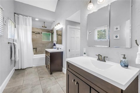 Casa en venta en Saint Petersburg, Florida, 3 dormitorios, 205.5 m2 № 1810126 - foto 23