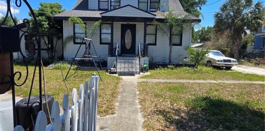 Casa en Winter Haven, Florida 3 dormitorios, 193.42 m2 № 2109264