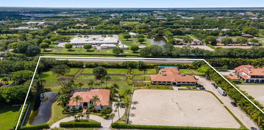 House in Wellington, Florida 4 bedrooms, 437.57 sq.m. № 2388010