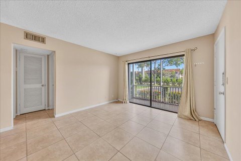 Condominio en venta en Pompano Beach, Florida, 1 dormitorio, 64.47 m2 № 2181208 - foto 17