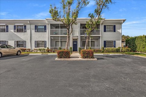 Condominio en venta en Pompano Beach, Florida, 1 dormitorio, 64.47 m2 № 2181208 - foto 2