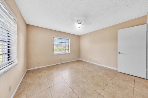 Condominio en venta en Pompano Beach, Florida, 1 dormitorio, 64.47 m2 № 2181208 - foto 30