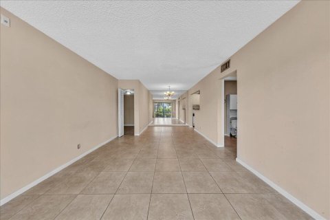 Condominio en venta en Pompano Beach, Florida, 1 dormitorio, 64.47 m2 № 2181208 - foto 13