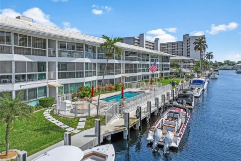 Condo in Fort Lauderdale, Florida, 2 bedrooms № 2244211 - photo 4