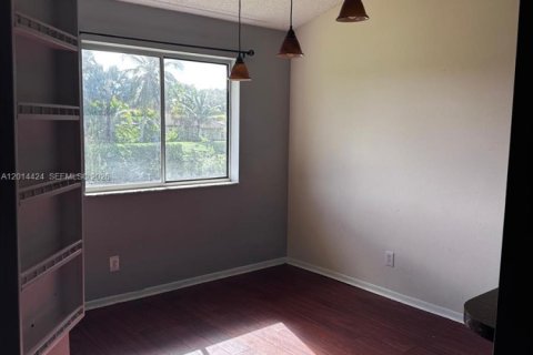Copropriété à louer à Coral Springs, Floride: 2 chambres, 96.99 m2 № 2076424 - photo 17