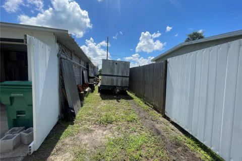 Casa en venta en Port Charlotte, Florida, 2 dormitorios, 79.06 m2 № 1798579 - foto 25