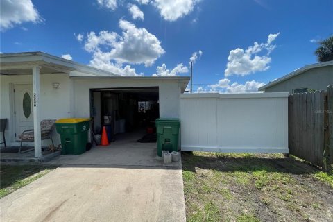 Casa en venta en Port Charlotte, Florida, 2 dormitorios, 79.06 m2 № 1798579 - foto 24