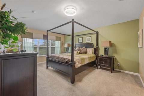 House in Kissimmee, Florida 6 bedrooms, 261.24 sq.m. № 1508597 - photo 9