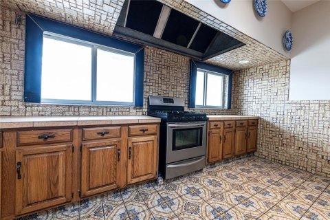 Снять в аренду квартиру в Дания-Бич, Флорида 3 спальни, 4102.19м2, № 1997356 - фото 12