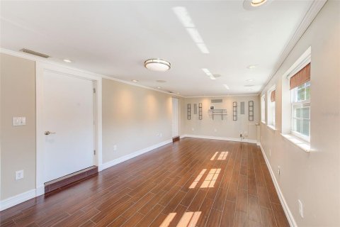 Купить виллу или дом в Тампа, Флорида 8 комнат, 180.51м2, № 1567247 - фото 17