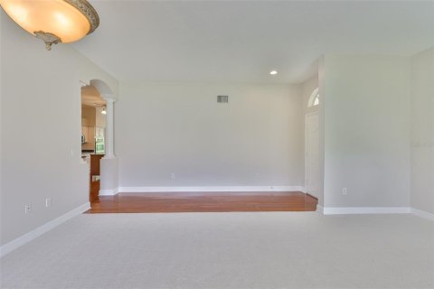 Casa en venta en Brandon, Florida, 4 dormitorios, 196.21 m2 № 1906606 - foto 13
