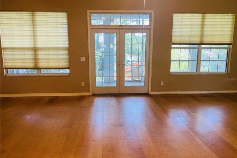 House in Dundee, Florida 2 bedrooms, 151.24 sq.m. № 1689948 - photo 10