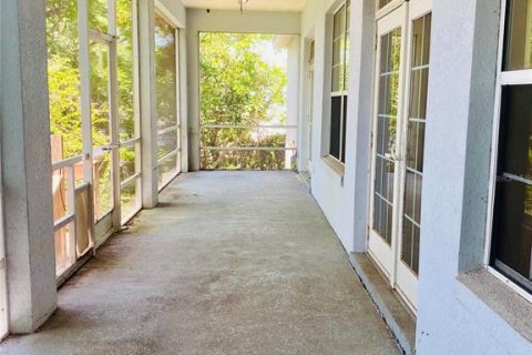 House in Dundee, Florida 2 bedrooms, 151.24 sq.m. № 1689948 - photo 25