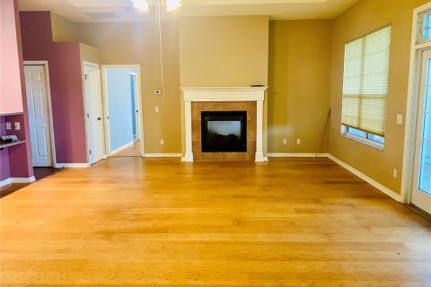 House in Dundee, Florida 2 bedrooms, 151.24 sq.m. № 1689948 - photo 16