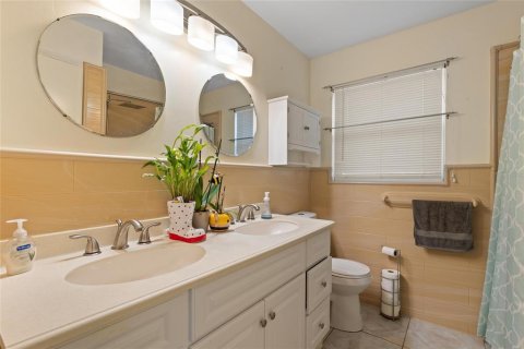 Casa en venta en Clearwater, Florida, 2 dormitorios, 144.93 m2 № 2150625 - foto 12