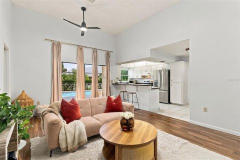 House in Nokomis, Florida 3 bedrooms, 196.86 sq.m. № 2396183 - photo 7