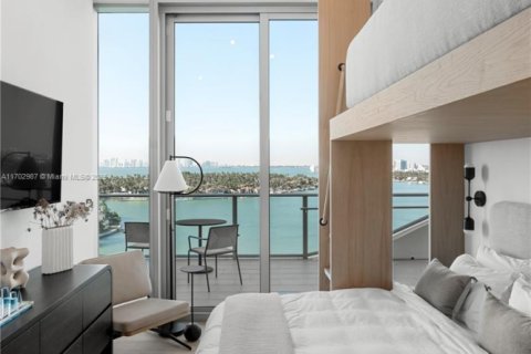 Condo in Miami Beach, Florida, 3 bedrooms  № 1965748 - photo 21