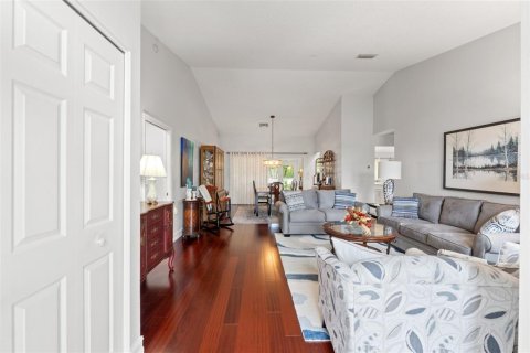 House in Spring Hill, Florida 2 bedrooms, 137.03 sq.m. № 1687168 - photo 7