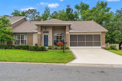 House in Spring Hill, Florida 2 bedrooms, 137.03 sq.m. № 1687168 - photo 2