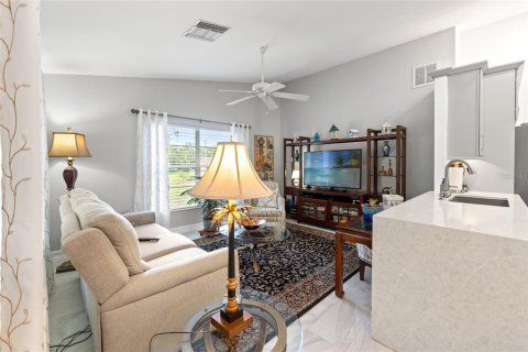 House in Spring Hill, Florida 2 bedrooms, 137.03 sq.m. № 1687168 - photo 19