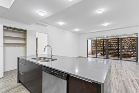 Снять в аренду кондоминиум в Майами, Флорида 2 спальни, 134.71м2, № 2047487 - фото 13