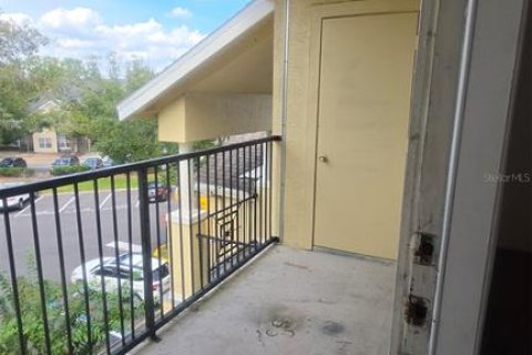 Condo in Orlando, Florida, 2 bedrooms  № 2394299 - photo 15