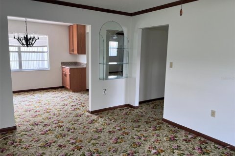 House in Lakeland, Florida 2 bedrooms, 147.34 sq.m. № 1855949 - photo 23