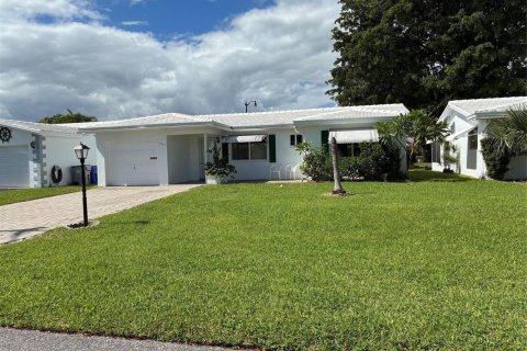 Casa en Pompano Beach, Florida 2 dormitorios, 118.54 m2 № 2081581