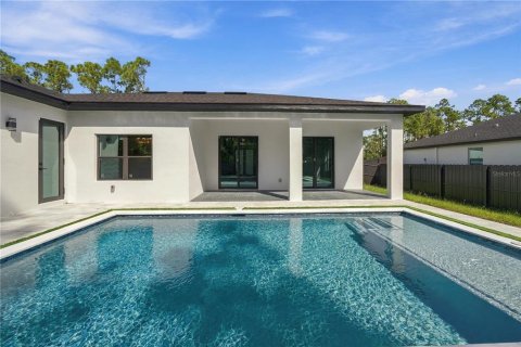 Villa ou maison à vendre à North Port, Floride: 3 chambres, 161.74 m2 № 2425934 - photo 2