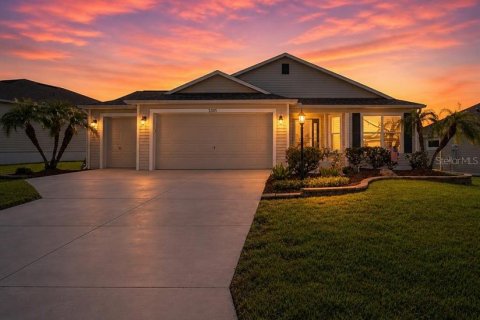 Villa ou maison à The Villages, Floride 3 chambres, 145.3 m2 № 2345677