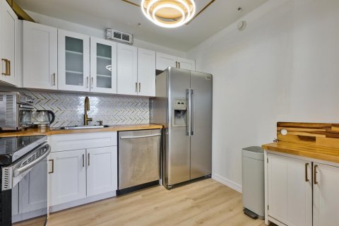 Купить кондоминиум в Помпано-Бич, Флорида 3 комнаты, 111.48м2, № 2177271 - фото 21