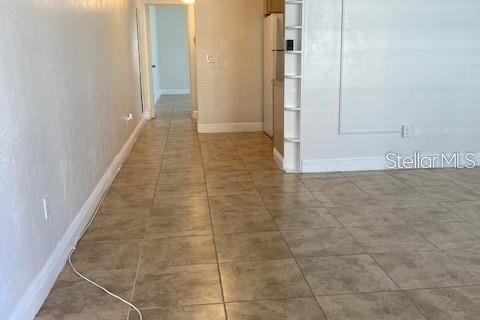 Condo in Saint Petersburg, Florida, 2 bedrooms № 2115389 - photo 2