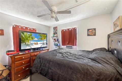 House in Vero Beach, Florida 3 bedrooms, 111.67 sq.m. № 1796825 - photo 14