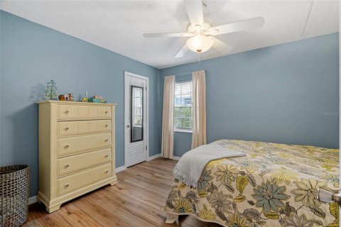Condo in Tampa, Florida, 2 bedrooms  № 1883613 - photo 12