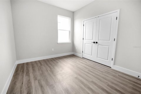 Casa en venta en Kissimmee, Florida, 4 dormitorios, 155.52 m2 № 1614022 - foto 20