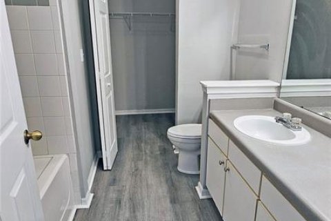 Condominio en alquiler en Tampa, Florida, 3 dormitorios, 124.95 m2 № 1878301 - foto 11