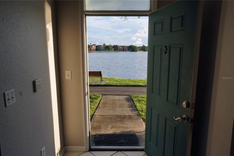 Condominio en alquiler en Tampa, Florida, 3 dormitorios, 124.95 m2 № 1878301 - foto 2