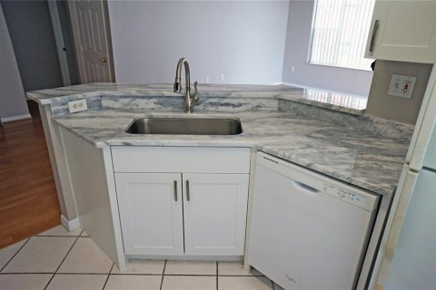 Condominio en alquiler en Tampa, Florida, 3 dormitorios, 124.95 m2 № 1878301 - foto 6