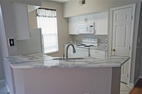 Condominio en alquiler en Tampa, Florida, 3 dormitorios, 124.95 m2 № 1878301 - foto 5