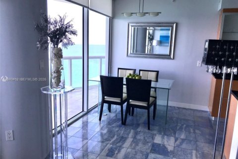 Condominio en alquiler en Miami Beach, Florida, 2 dormitorios, 129.32 m2 № 2067315 - foto 6
