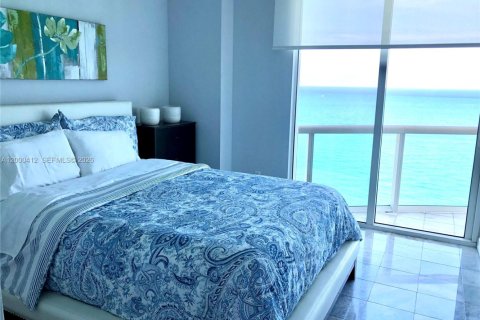 Condominio en alquiler en Miami Beach, Florida, 2 dormitorios, 129.32 m2 № 2067315 - foto 24