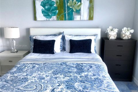 Condominio en alquiler en Miami Beach, Florida, 2 dormitorios, 129.32 m2 № 2067315 - foto 25