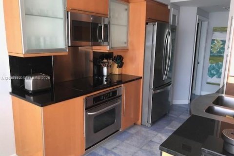 Condominio en alquiler en Miami Beach, Florida, 2 dormitorios, 129.32 m2 № 2067315 - foto 16