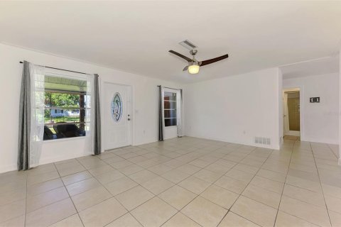 House in Venice, Florida 3 bedrooms, 135.27 sq.m. № 1856089 - photo 12