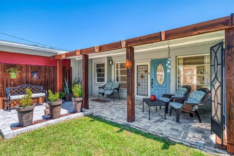 House in Venice, Florida 3 bedrooms, 135.27 sq.m. № 1856089 - photo 7