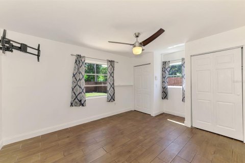 House in Venice, Florida 3 bedrooms, 135.27 sq.m. № 1856089 - photo 29