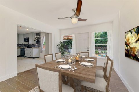 House in Venice, Florida 3 bedrooms, 135.27 sq.m. № 1856089 - photo 16